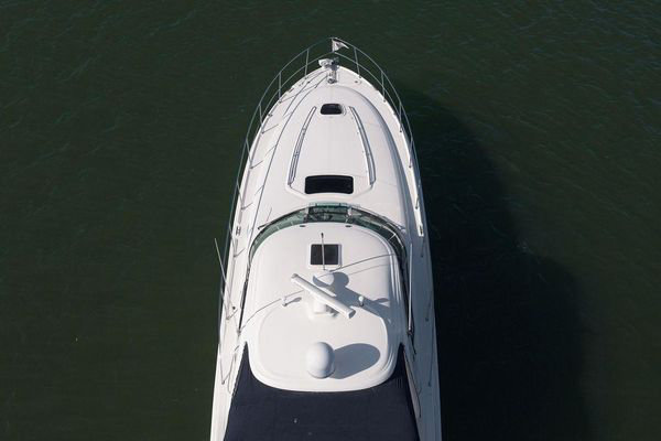 2005 Sea Ray 420 Sundancer image 2