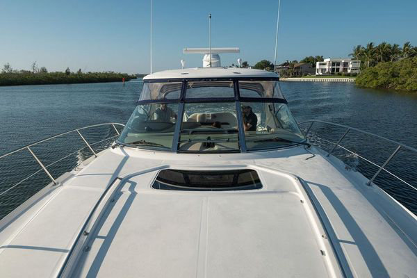 2005 Sea Ray 420 Sundancer image 18