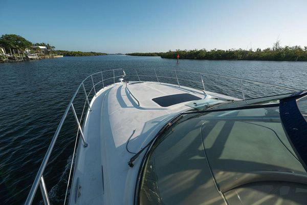 2005 Sea Ray 420 Sundancer image 21