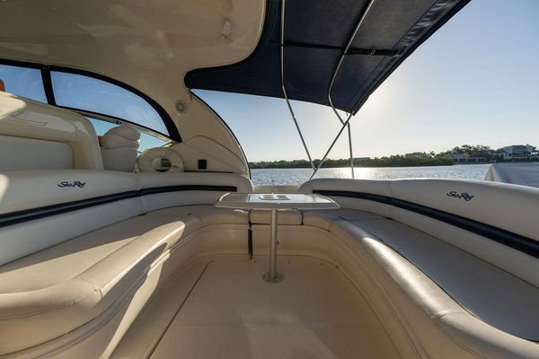 2005 Sea Ray 420 Sundancer image 26