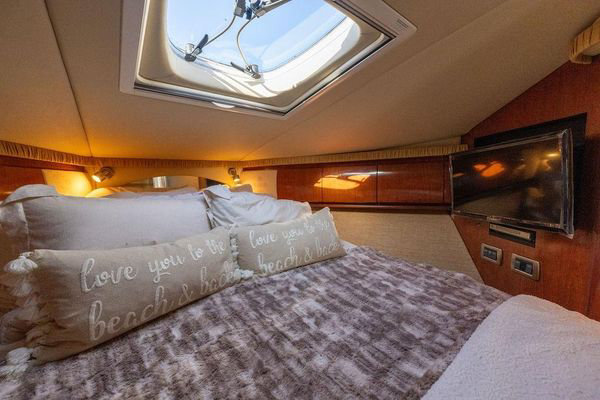 2005 Sea Ray 420 Sundancer image 46