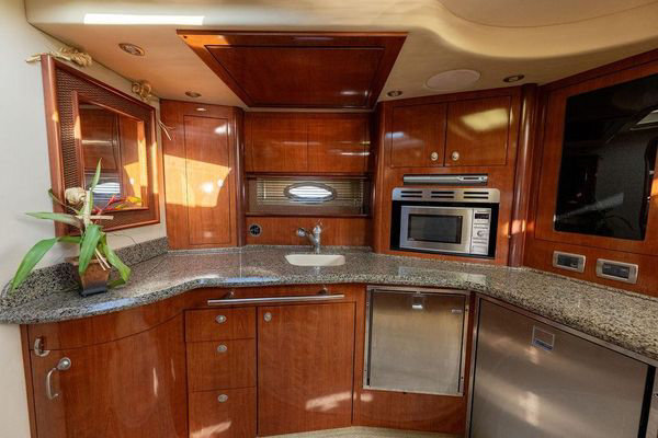 2005 Sea Ray 420 Sundancer image 49