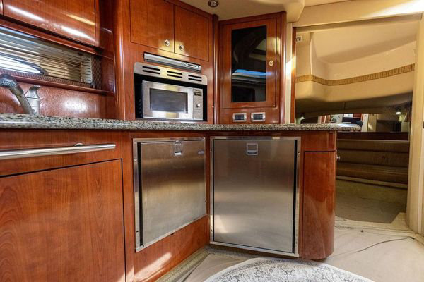 2005 Sea Ray 420 Sundancer image 50