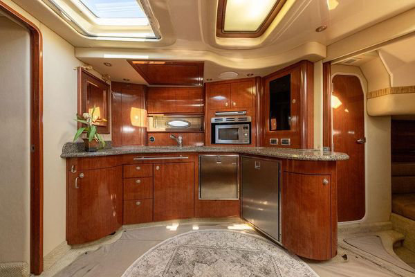 2005 Sea Ray 420 Sundancer image 52
