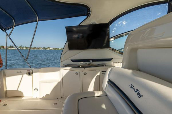 2005 Sea Ray 420 Sundancer image 59