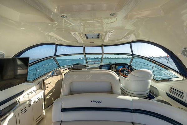 2005 Sea Ray 420 Sundancer image 60