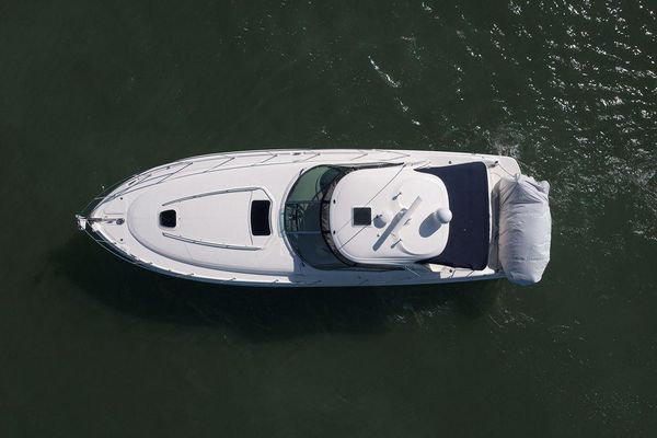 2005 Sea Ray 420 Sundancer image 7