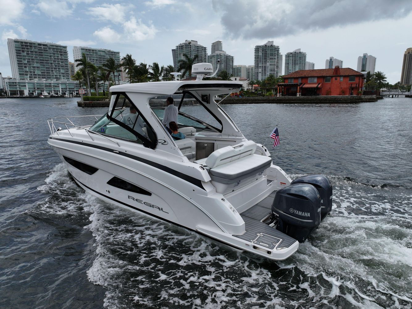 2021 Regal 33 XO — Sunny Isles Beach, Florida