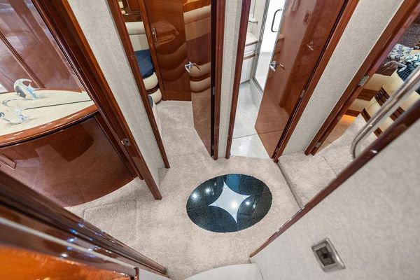 2005 Marquis 65 Motor Yacht image 16