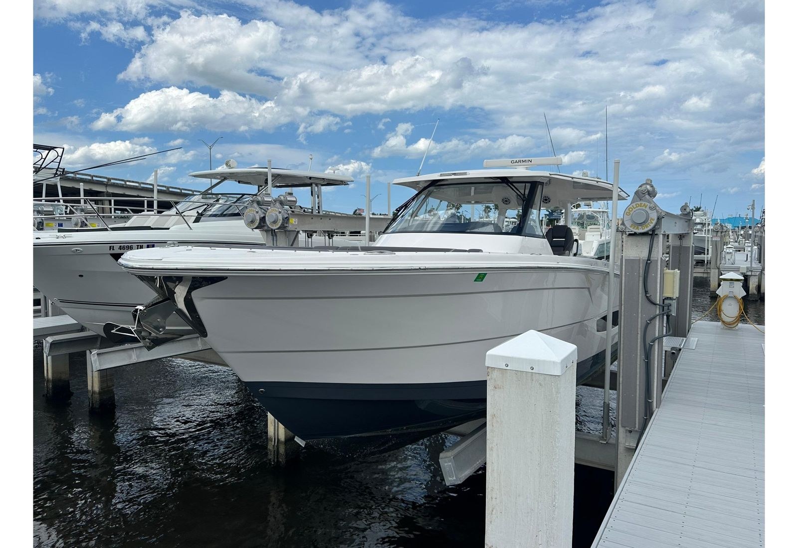 2025 Regal 38 SAV — Florida Gulf Coast