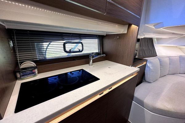 2022 Jeanneau Leader 12.5 WA image 25