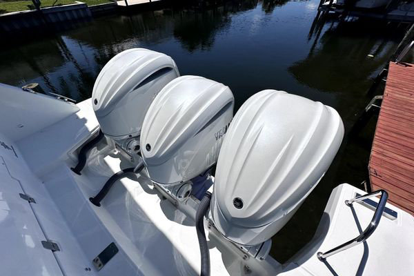 2022 Jeanneau Leader 12.5 WA image 29