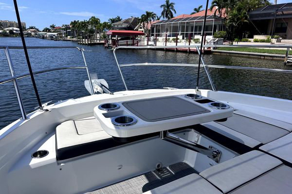 2022 Jeanneau Leader 12.5 WA image 6