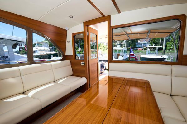 2027 Palm Beach Motor Yachts PB42 image 14