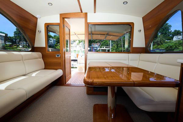 2027 Palm Beach Motor Yachts PB42 image 18