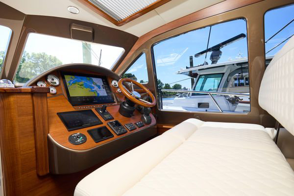 2027 Palm Beach Motor Yachts PB42 image 28