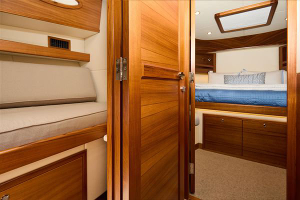 2027 Palm Beach Motor Yachts PB42 image 38