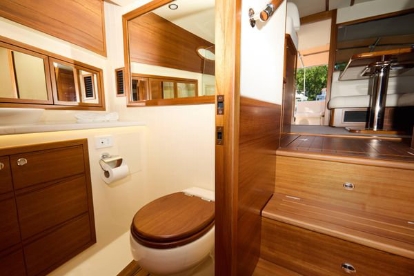 2027 Palm Beach Motor Yachts PB42 image 39