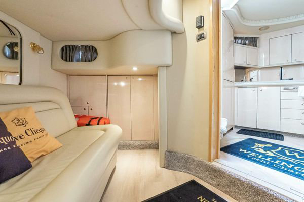 2003 Sea Ray Sundancer 460 image 26