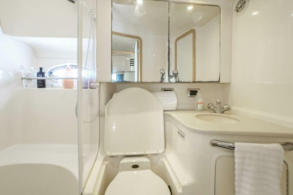 2003 Sea Ray Sundancer 460 image 35