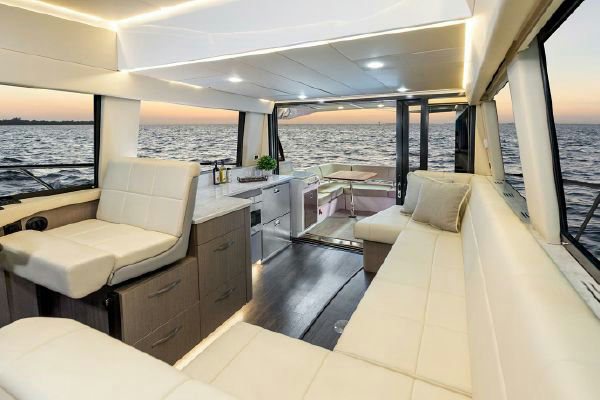 2022 Regal 42 XO image 16