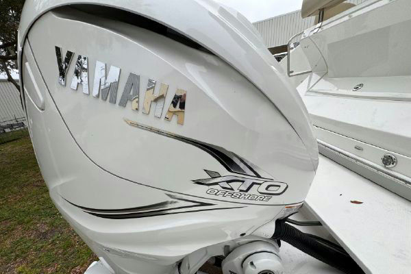2022 Regal 42 XO image 29