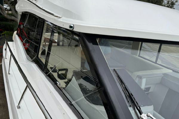 2022 Regal 42 XO image 6