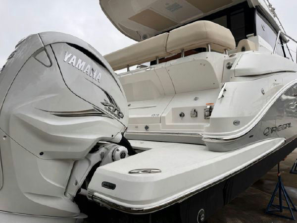 2022 Regal 42 XO image 10