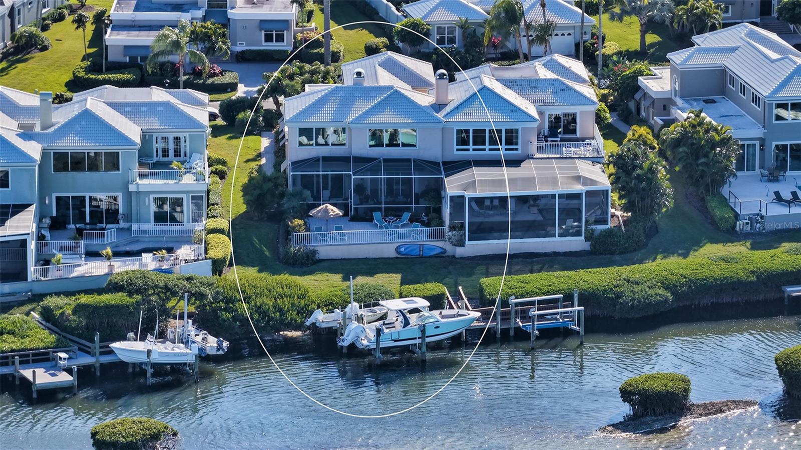 Waterfront Bay Isles Residence with Private Dock and 14,000 lb lift and Private Beach Club Access — Longboat Key