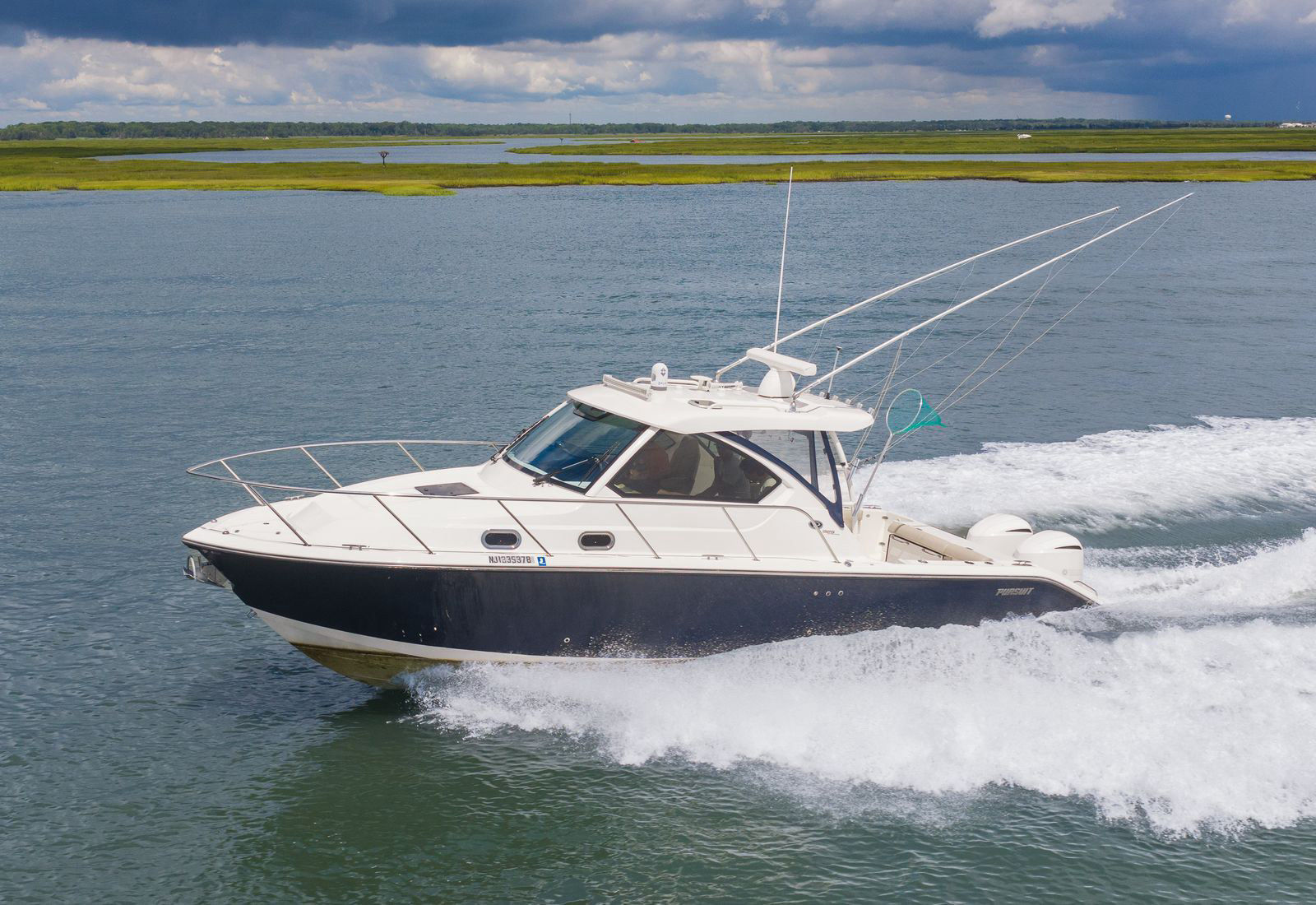 2016 Pursuit OS 325 Offshore — Florida Gulf Coast