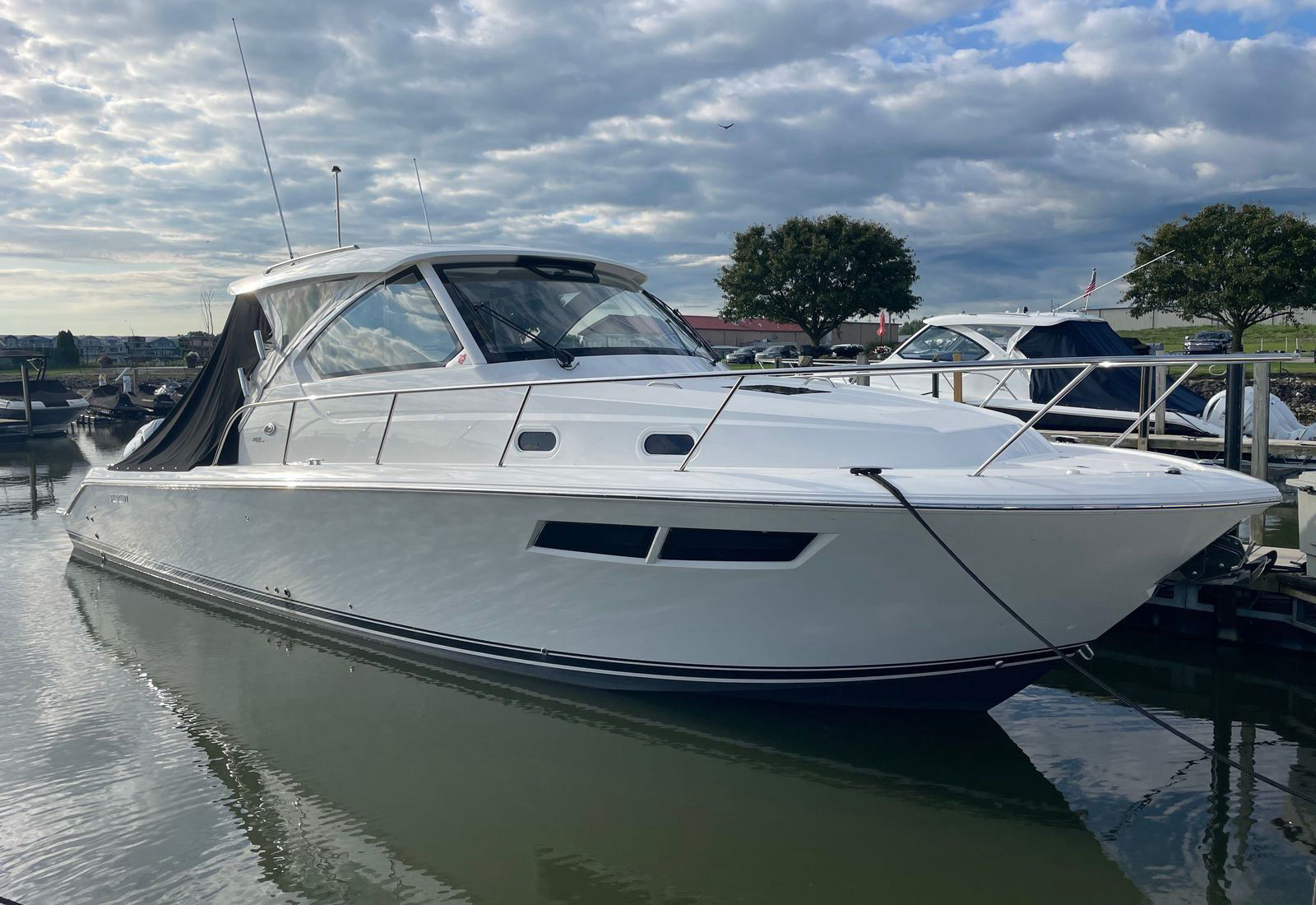 2025 Pursuit OS 355 Offshore — Florida Gulf Coast