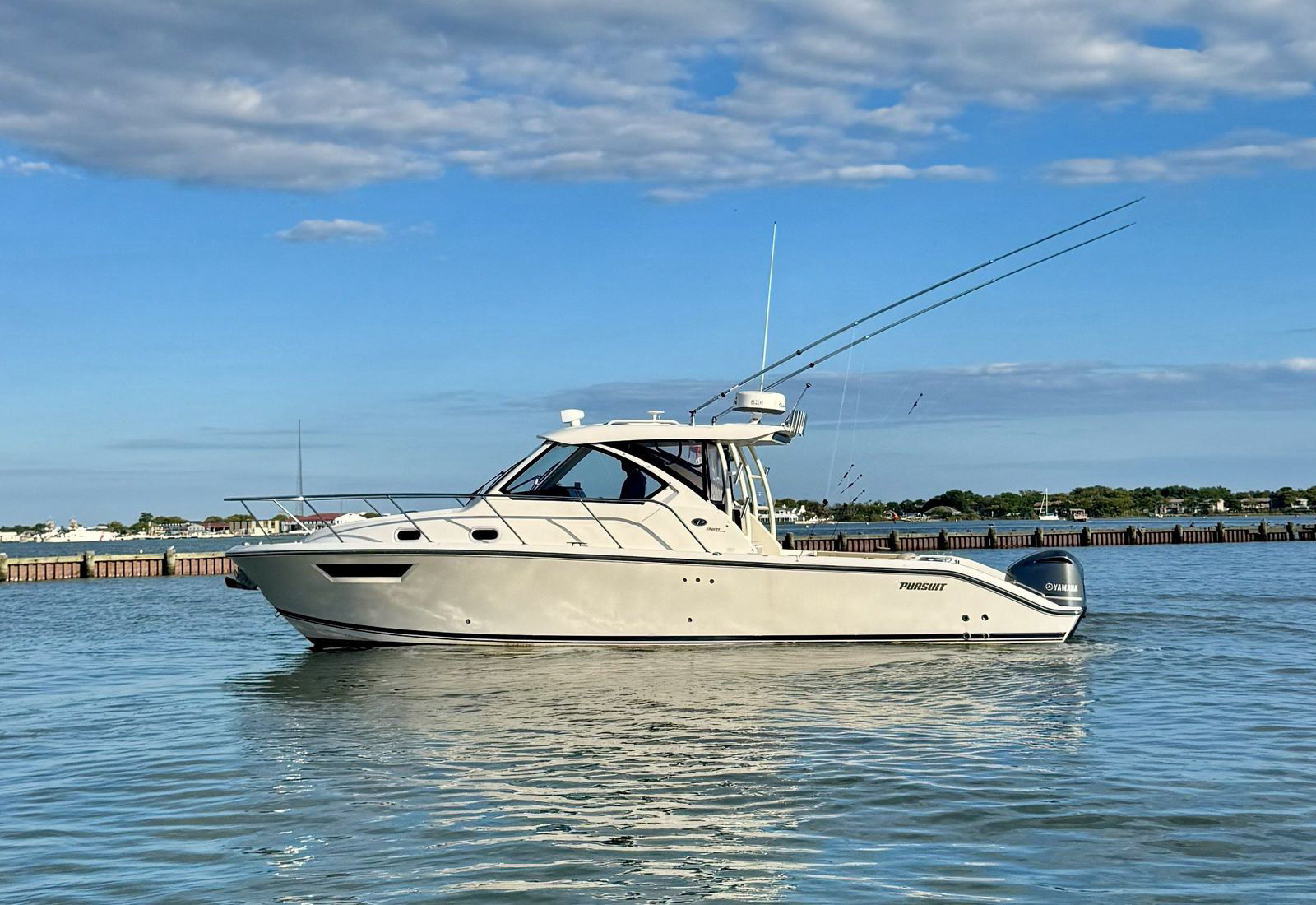 2017 Pursuit OS 325 Offshore — Florida Gulf Coast