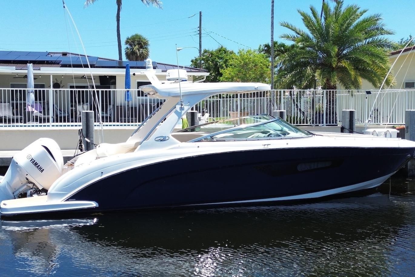 2019 Regal 33 OBX, FL 10824 AE — Florida Gulf Coast