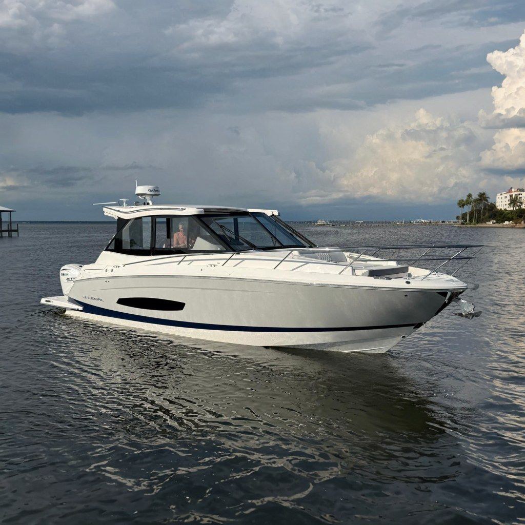 2025 Regal 36 XO — Destin, FL