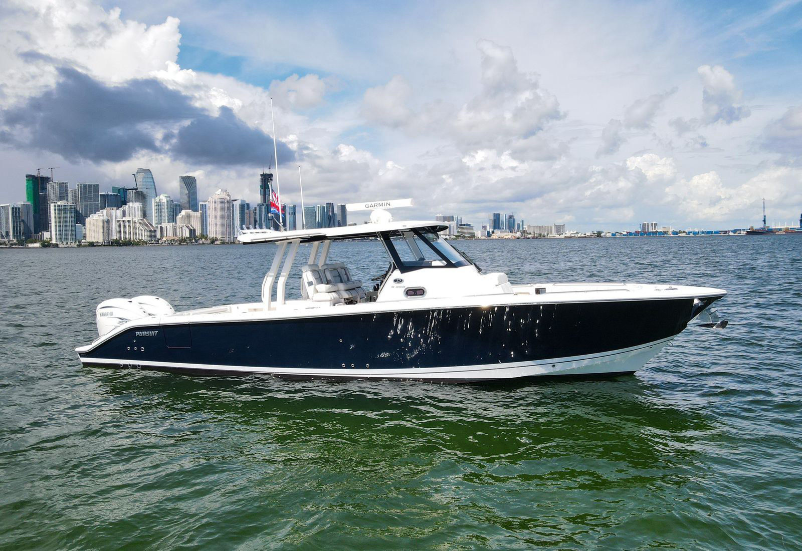 2023 Pursuit S 358 Sport — Florida Gulf Coast