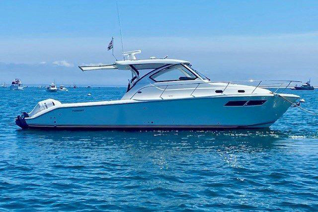 2019 Pursuit OS 355 Offshore — Florida Gulf Coast