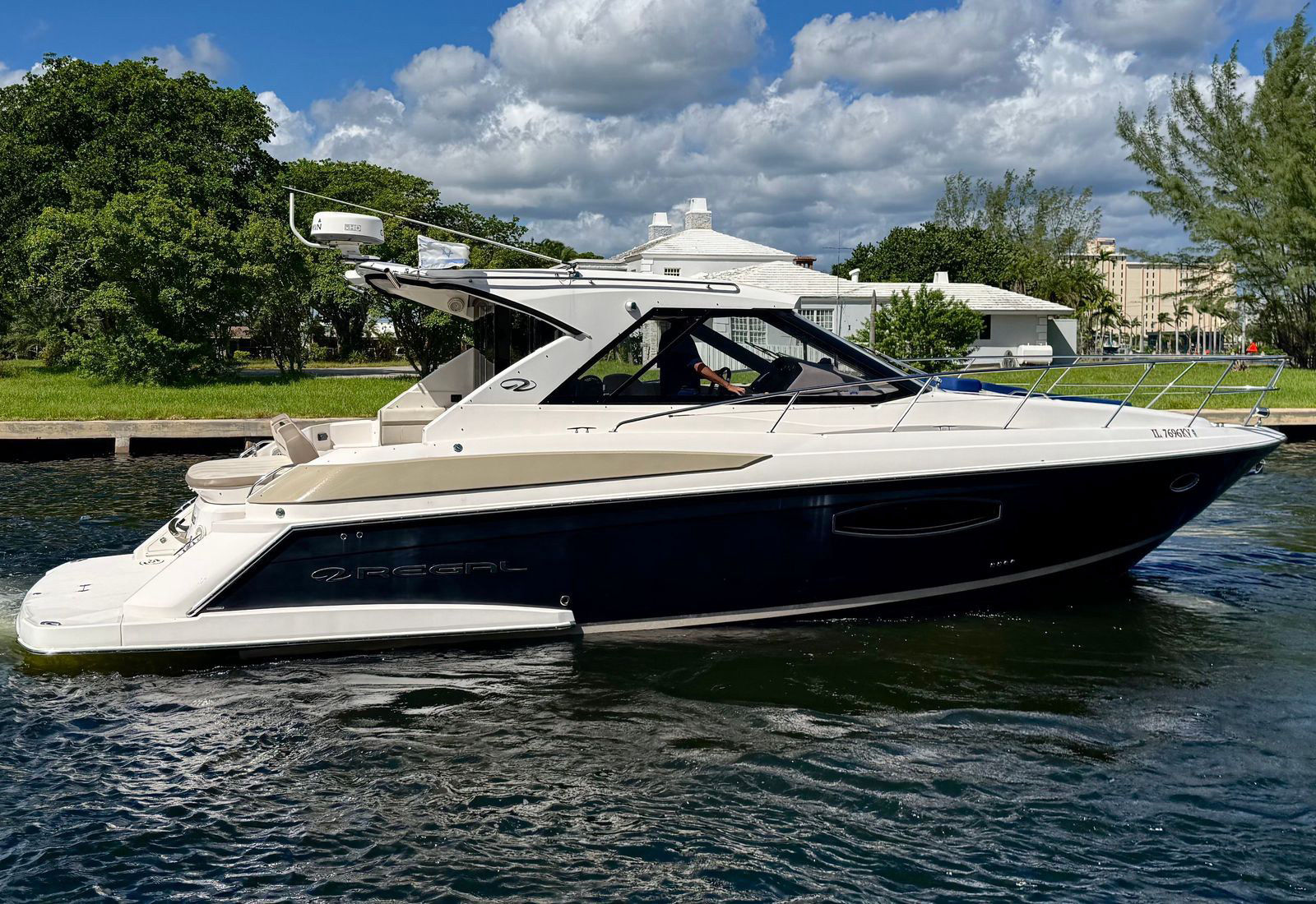 2016 Regal 42 Sport Coupe — Florida Gulf Coast