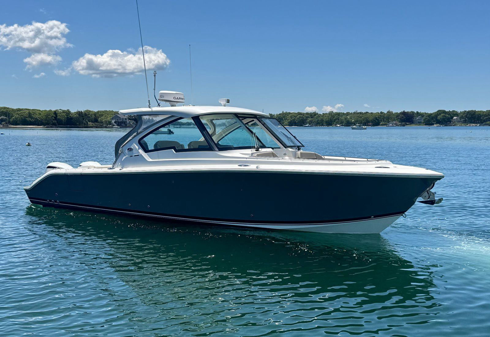 2021 Pursuit DC 326 Dual Console — Florida Gulf Coast